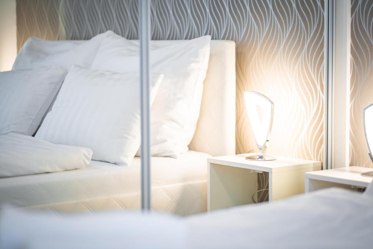 Myflat Diamond Bay Apartment Siófok Zewnętrze zdjęcie
