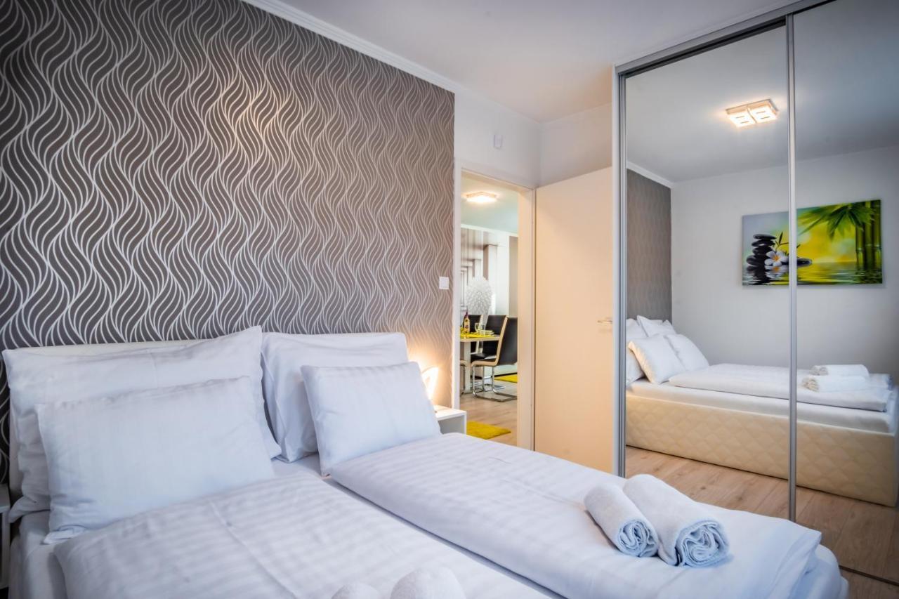 Myflat Diamond Bay Apartment Siófok Zewnętrze zdjęcie